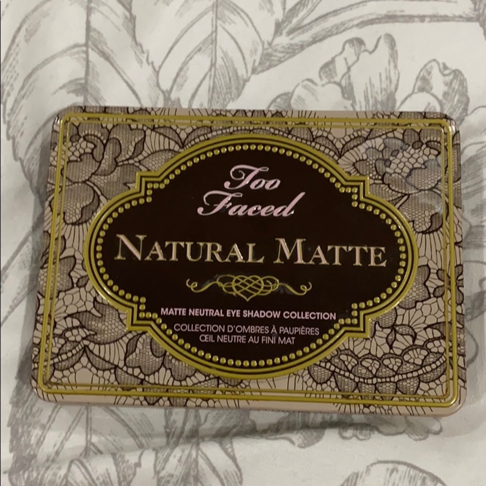 Too Faced Natural Matte eyeshadow palette